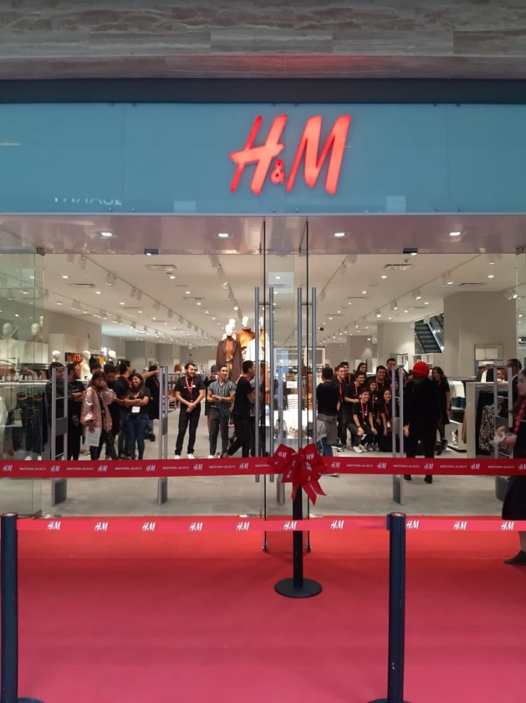 H&m midtown 2025